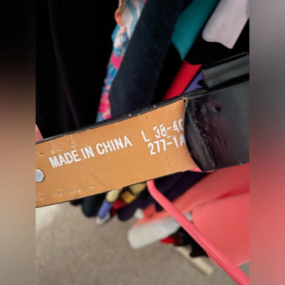 Skull Studded Men’s‎ Belt Sz 38x40 - Picture 9 of 9